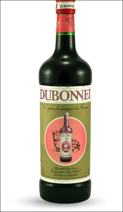De quelle année date cette étiquette de l'apéritif Dubonnet, mettant en abyme un chat ?