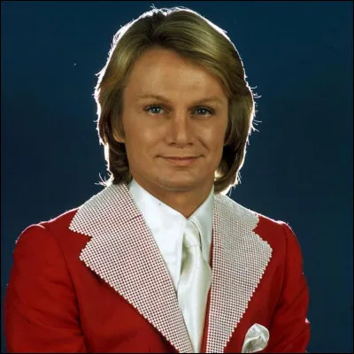 De quelle année Claude François fait-il référence dans sa chanson "Cette année-là" ?