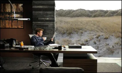 "The Ghost Writer" est un film interprété par Pierce Brosnan.