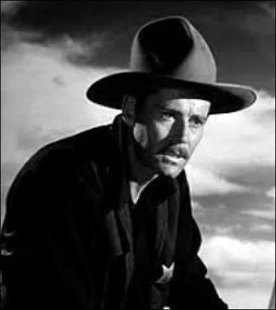 « My Darling Clementine » est un western réalisé par John Ford et sorti en 1946. Le personnage principal est à nouveau interprété par Henry Fonda. Cest lhistoire de Wyatt Earp, qui sera reprise maintes fois par le cinéma américain. Quel est le titre français du film ?