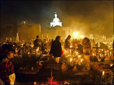 En quoi se déguisent les participants ?