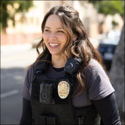 Comment sappelle lactrice de Lucy ?