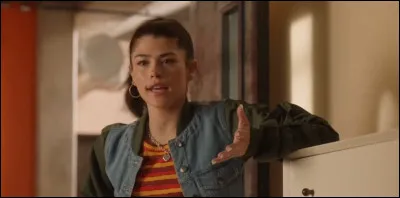 Comment sappelle la personne sur la photo ?