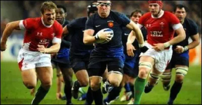 Ne sois pas si bête, n'écoute pas les idoles, laisse tomber les filles, tu n'as pas le droit, viens, je t'emmène !