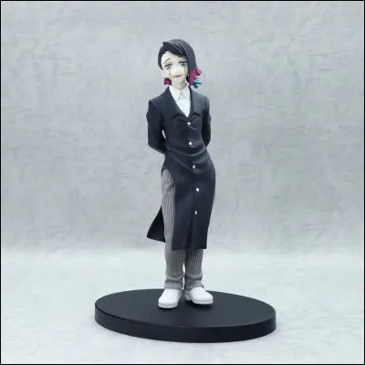 Dans quelle saison apparaît-il ?