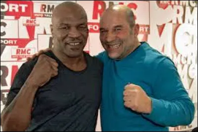 Quel sport Vincent Moscato a-t-il pratiqué ?