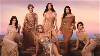 Quelle est la famille célèbre connue pour son émission de télé-réalité et ses affaires dans la mode et la beauté ?