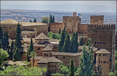 Comment appelle-t-on les habitants de Grenade ?