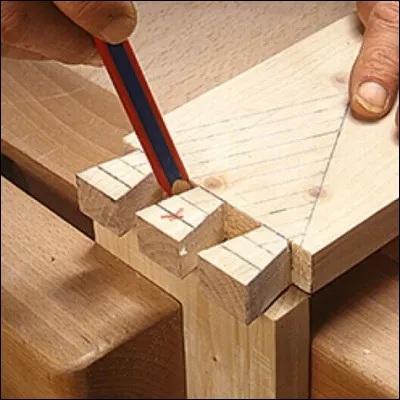 Que réalise ce menuisier ?