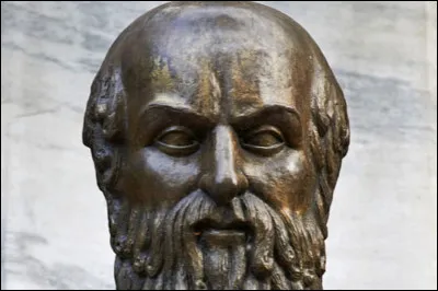 Quelle est la célèbre trilogie tragique écrite par Eschyle, qui traite des thèmes de la vengeance et de la justice ?