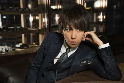 En 2016, Mao entame sa carrière solo sous le nom :