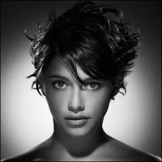 Emma De Caunes n'est pas dans :