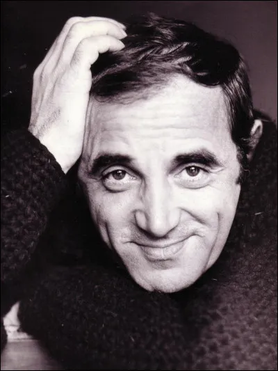 En quelle année Charles Aznavour chante-t-il "La Bohème", l'une des chansons les plus connues avec un succès immédiat dès sa sortie ?