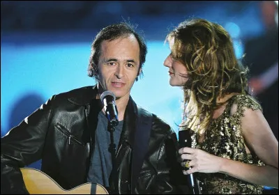 J - Quelle chanson, interprétée par Céline Dion et Jean-Jacques Goldman, évoque le thème de l'amour inconditionnel et du soutien, peu importe la distance ?