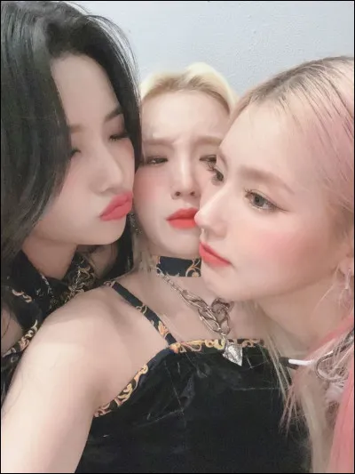 Quelle est la position de Yuqi ?