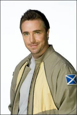 Quel acteur joue Carson Beckett ?