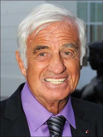 Pour Cinephile71 et Jnprrvg, une question de cinéma !

En 1960 a lieu la révélation de Jean-Paul Belmondo au grand public. Quel film, sorti la même année, l'a aidé ?