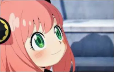 Et sa mère adoptive ?