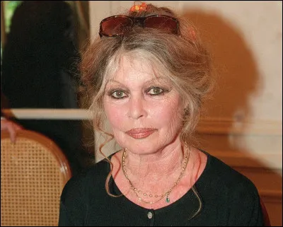 C'est une actrice qui fut une icône dans le cinéma des années 50 à 70 :