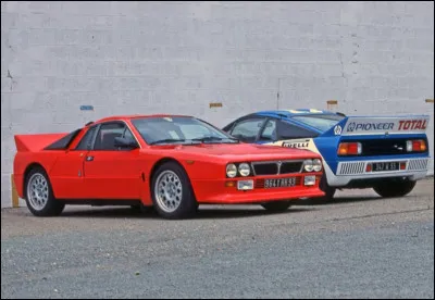 Voici la Lancia 037, surtout connue pour sa version championne de rallye, moins connue dans sa version de série, qui est pourtant tout aussi belle. Produite en nombre limité au début des années 80, pendant l'age d'or de Lancia, elle est rapidement devenue une icône. De quelle nationalité est la marque Lancia ?
