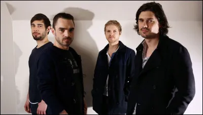 En 2003, le groupe Kyo a-t-il interprété "Le chemin" ?