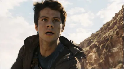 Parmi ces films avec Dylan O'Brien, un seul ne comprend ni changements d'apparence, ni voyages dans le temps, ni mondes parallèles. Lequel est-ce ?