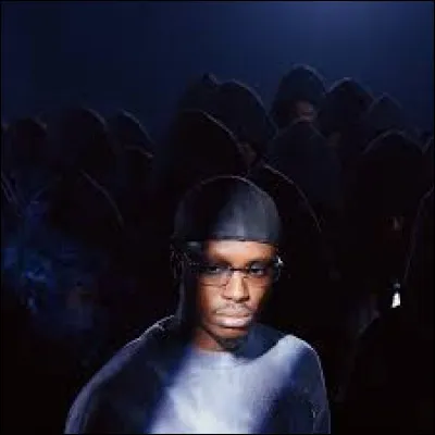 Quel est le nom de ce rappeur français ?