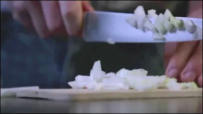 Pleure pas Boulou ! Regarde la mer, elle est d'ailleurs ! Mais chez elle, elle avait tout peint en bleu !
