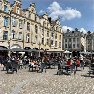 Combien le département du Pas-de-Calais compte-t-il d'habitants ?