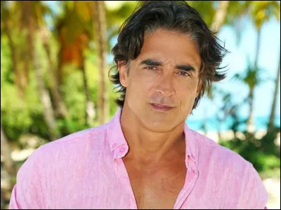 G - Quelle émission met en scène un faux millionnaire courtisé par 20 prétendantes ignorant tout de son passé et de sa vraie vie, incarnée par Grégory Basso ?