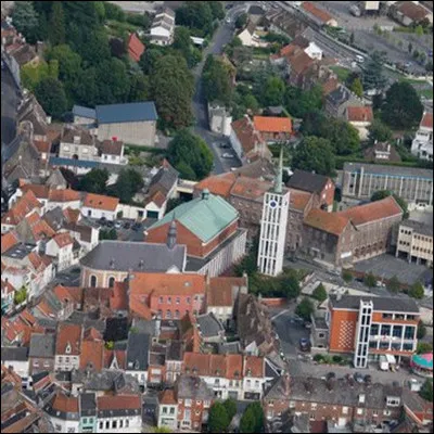 Quelle est cette petite région du sud du département située entre l'Artois et la vallée de la Canche ?