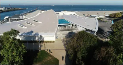 Quel nom porte l'aquarium de Boulogne-sur-Mer ?