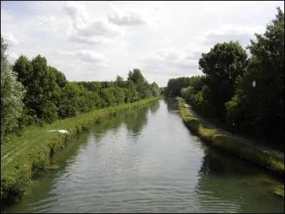 Quelle est cette rivière, longue au total de 195 km, qui prend sa source dans les collines de l'Artois, coule vers le nord et rejoint l'Escaut à Gand ?