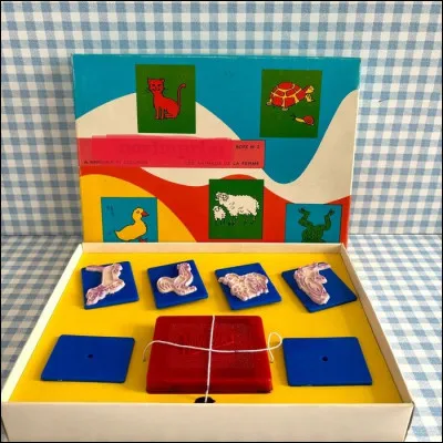 Quelle était la marque de ce jeu permettant de créer des tampons et dimprimer ses documents ?