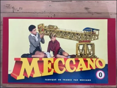 Dans quel pays a été inventé ce célèbre jeu de constructions breveté en 1901 ?