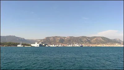 Autrefois, quel mot utilisait-on pour un cerceuil ?