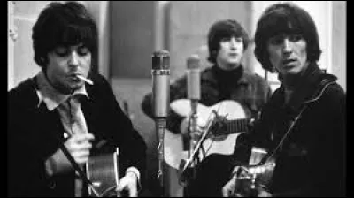 « Elle est juste la fille pour moi et je veux que le monde entier voie que nous nous sommes rencontrés », est un extrait de...