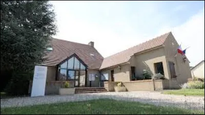 Village francilien, dans la Grande Couronne, La Chapelle-en-Vexin se situe dans le département ...