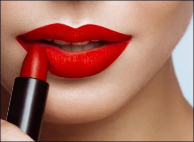 Voudrais-tu avoir ce rouge à lèvres ?