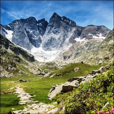 Quel fromage au lait de brebis vient de la r&eacute;gion des Pyr&eacute;n&eacute;es ?