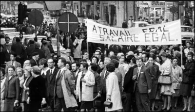 Une des réformes importantes ci-dessous n'a pas été votée dans les années 70. Laquelle ?