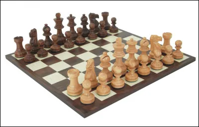 Combien de pièces comprend le jeu d'échecs ?