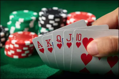 Combien de cartes comprend le jeu de poker ?