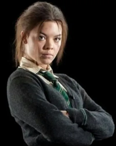 N°1 : Et enfin, le personnage que j'adore le plus, Pansy Parkinson ! 
Survit-elle à la bataille de Poudlard ?