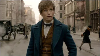 On rentre dans le top 5 avec : Norbert Dragonneau !
Pourquoi a-t-il eu une dispute avec Tina ?