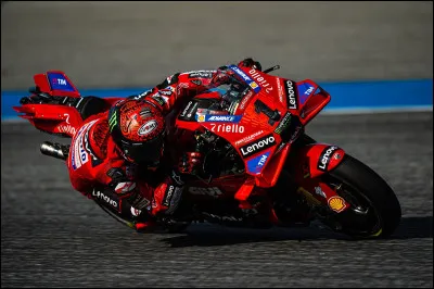 En MotoGP, Bagnaia prend la pole devant un surprenant Enea Bastianini. À quelle place Fabio Quartararo sest-il qualifié ?