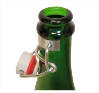 Voici un bouchon mécanique constitué d'un étrier en acier et d'une capsule en céramique. Laquelle des propositions n'est pas un synonyme ?