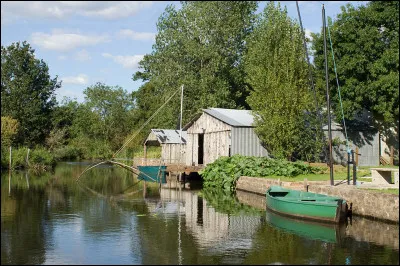 On y avançait en rangs, c'est la...