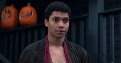 Comment se prénomme son cousin ?