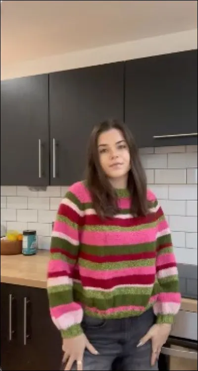 Quel est le pseudo de cette créatrice de contenu britannique ?